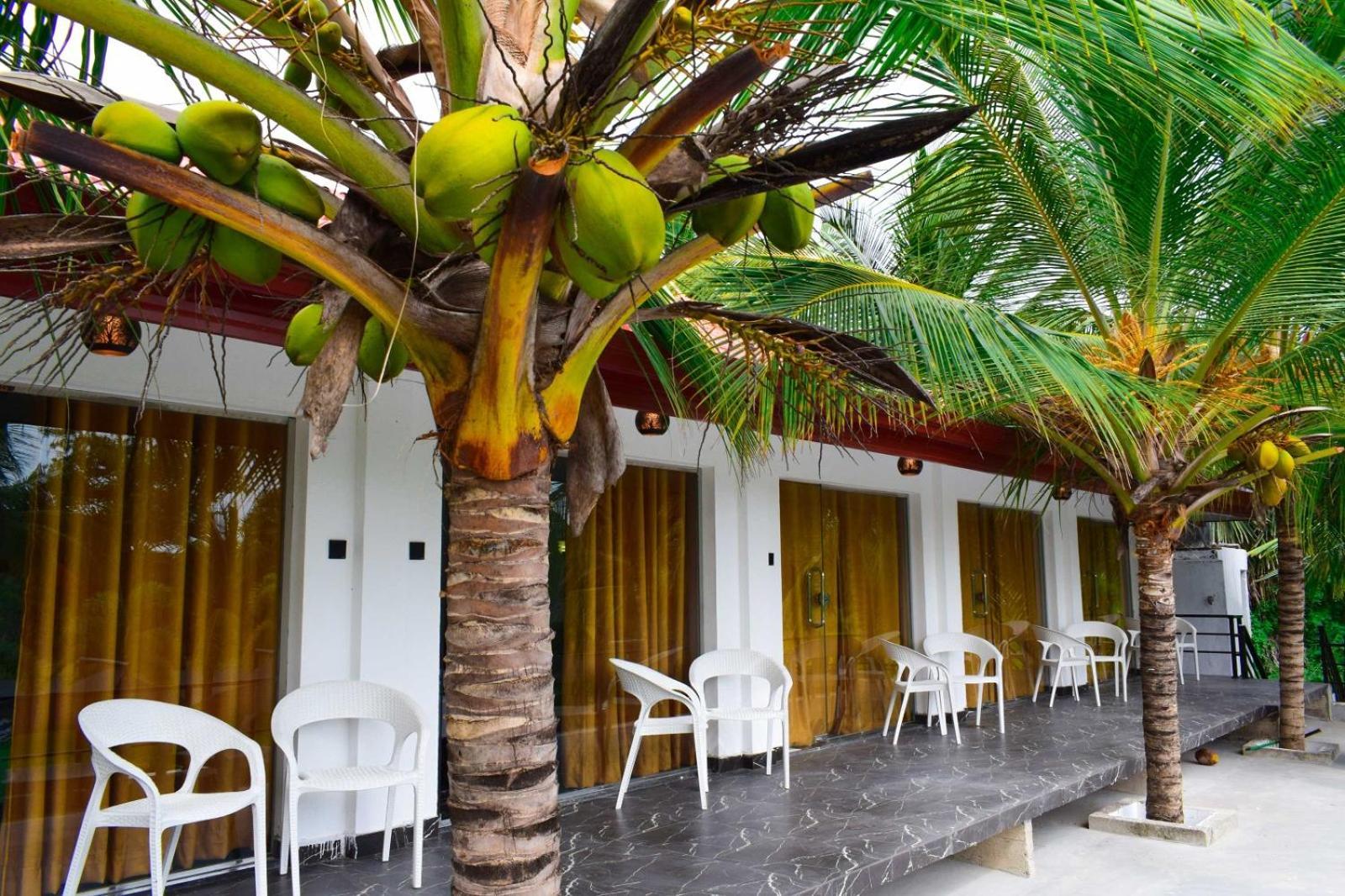 Hotel Green Garden تريكونامالاي المظهر الخارجي الصورة